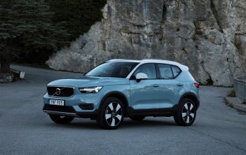 Новый Volvo XC40 встал на конвейер