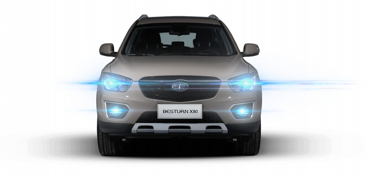 Кроссовер FAW Besturn X80 получил новую мультимедийную систему