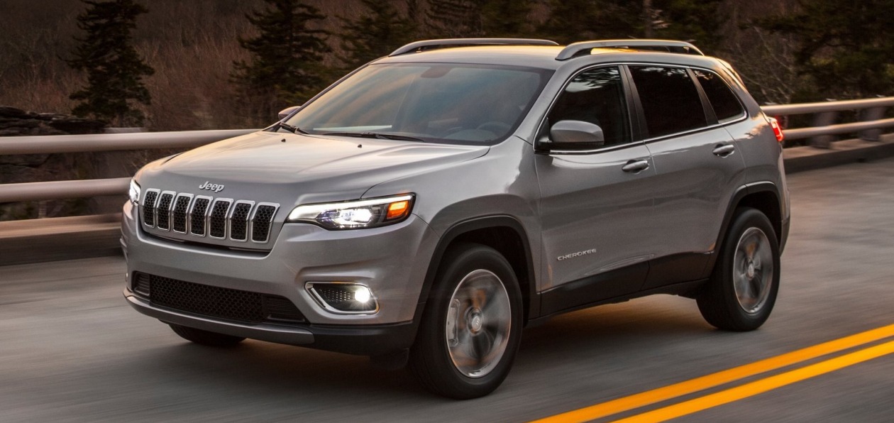 Jeep готовит обновленный Cherokee