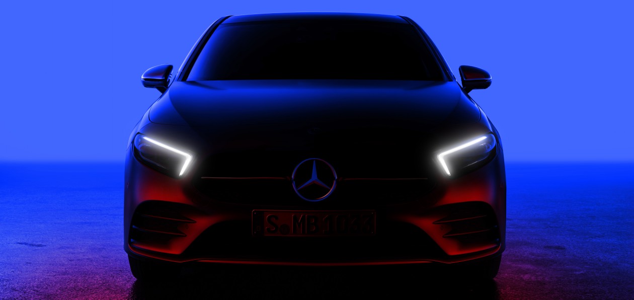 Названа дата мировой премьеры нового Mercedes A-Class
