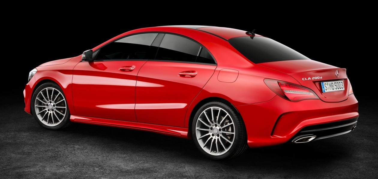 Mercedes тестирует новый CLA