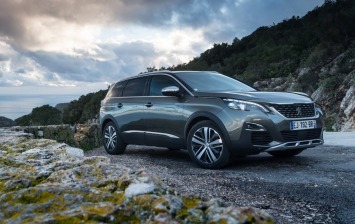 Новый Peugeot 5008 получил российский ценник