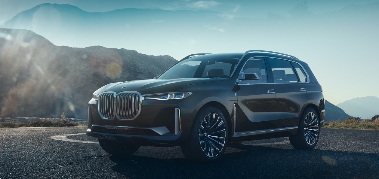 Стала известна дата мировой премьеры BMW X7