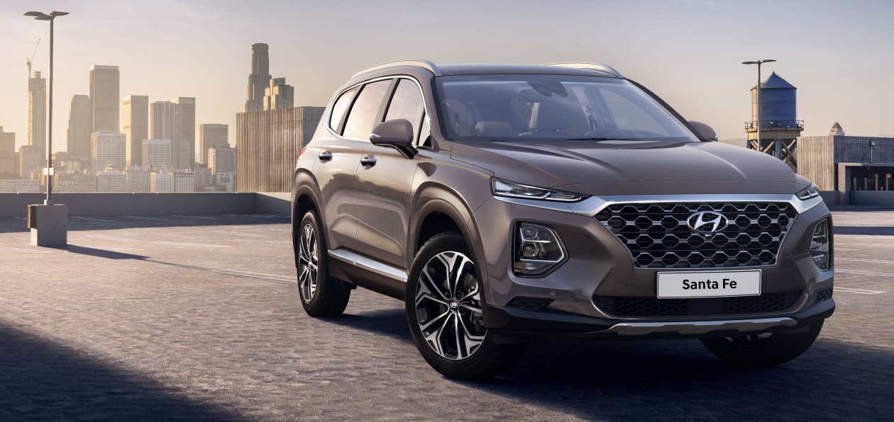 Hyundai продолжает рассекречивать новый Santa Fe