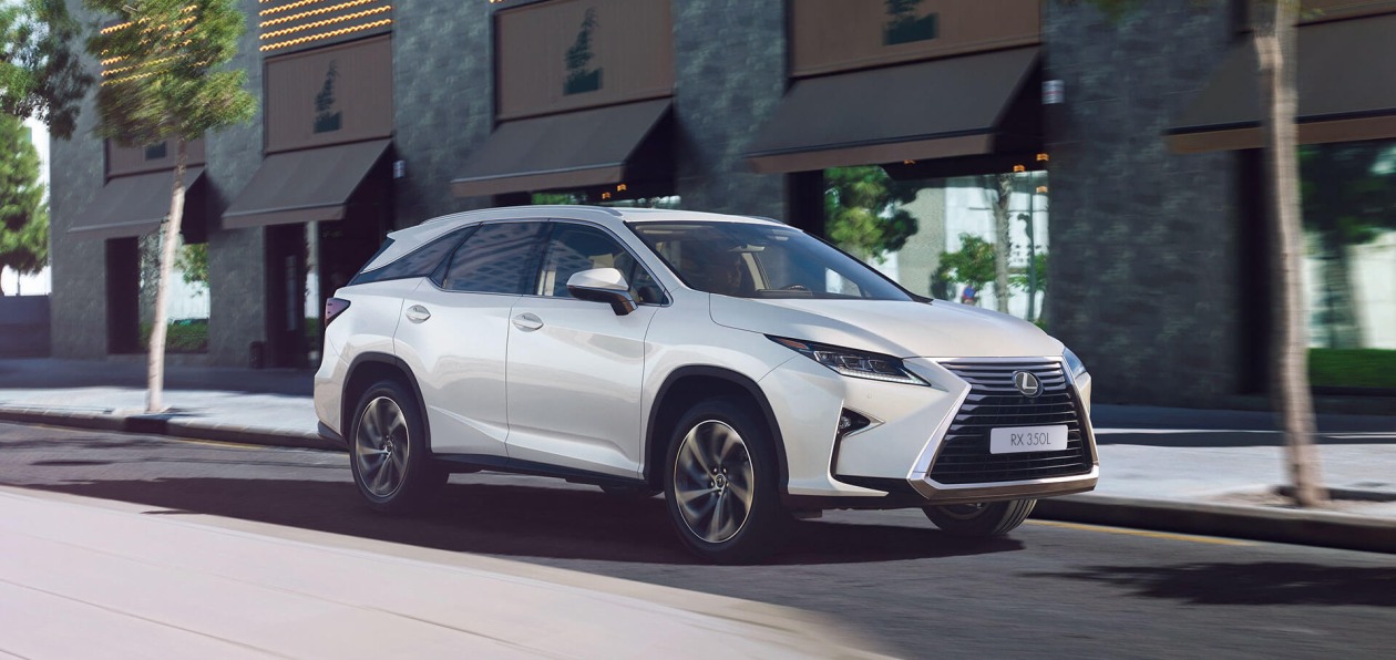 Новый Lexus RX L доехал до России