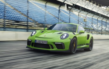 Porsche выпустил самый мощный атмосферный 911