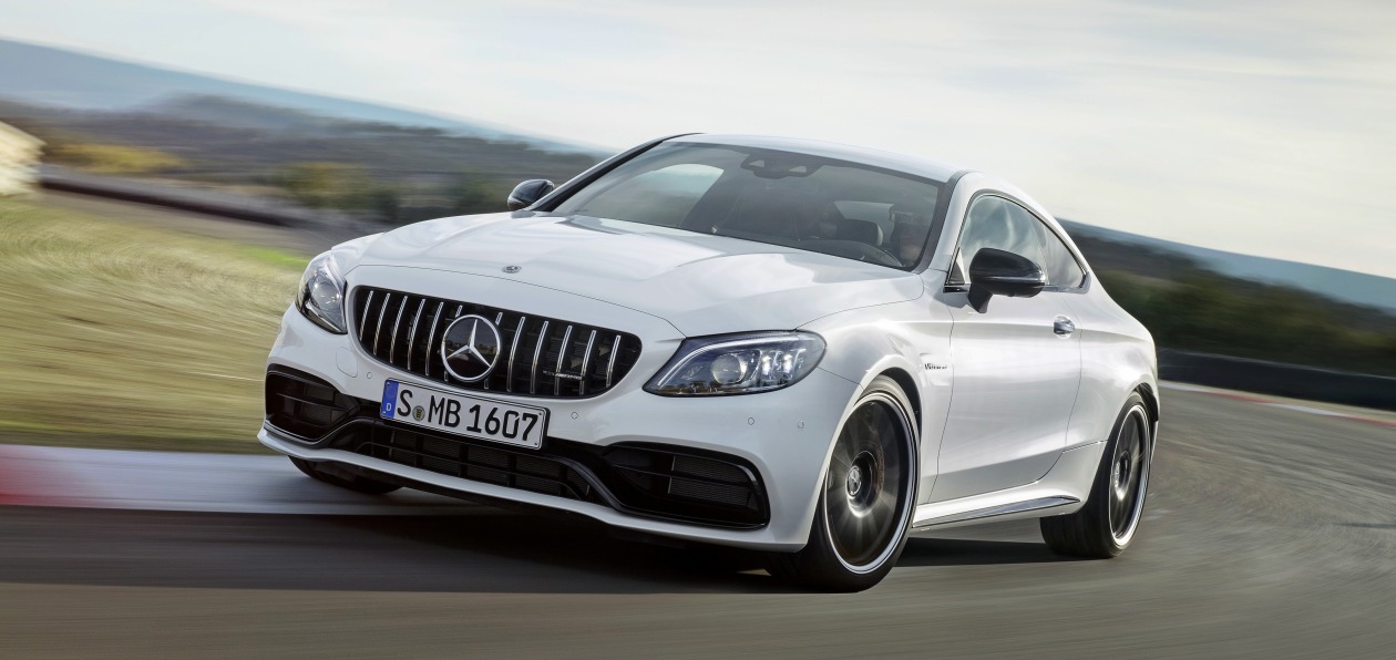 Нью-Йорк 2018: Mercedes обновил семейство C 63 AMG