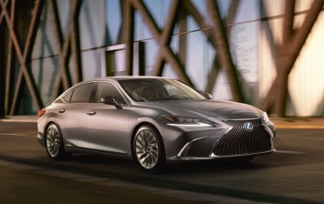 Lexus рассекретил новый ES