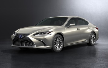 Пекин 2018: Lexus представил новый ES