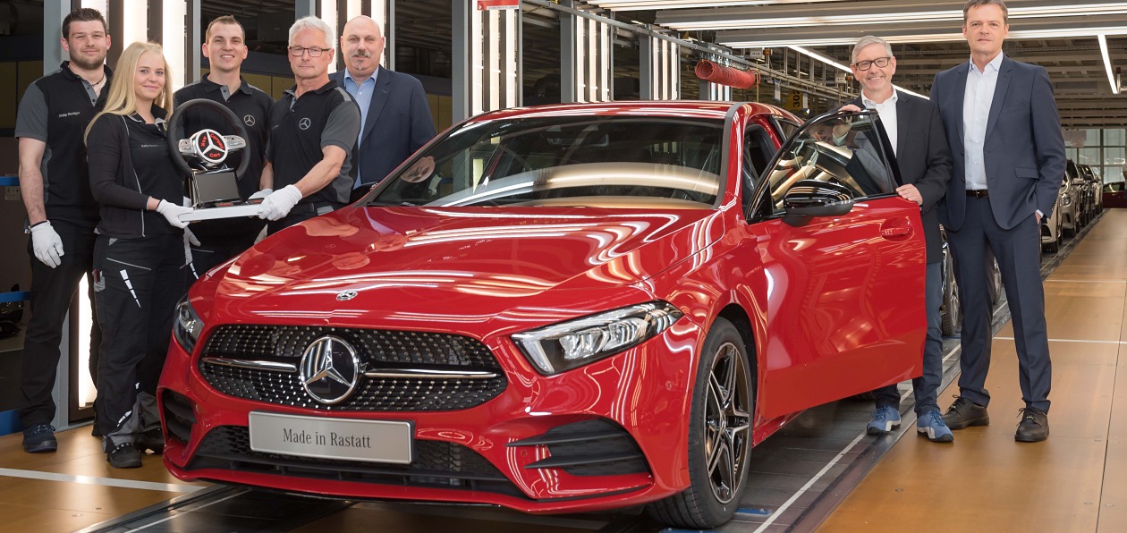 Mercedes запустил в производство новый A-Class
