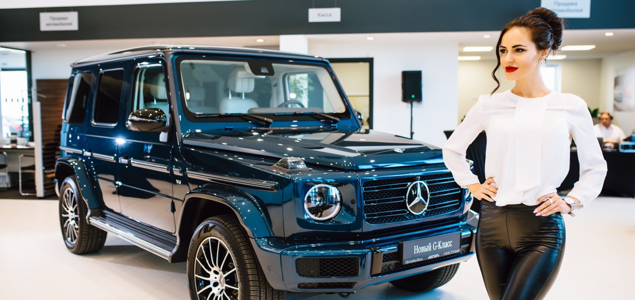 Новый Mercedes-Benz G-Class доехал до Петербурга