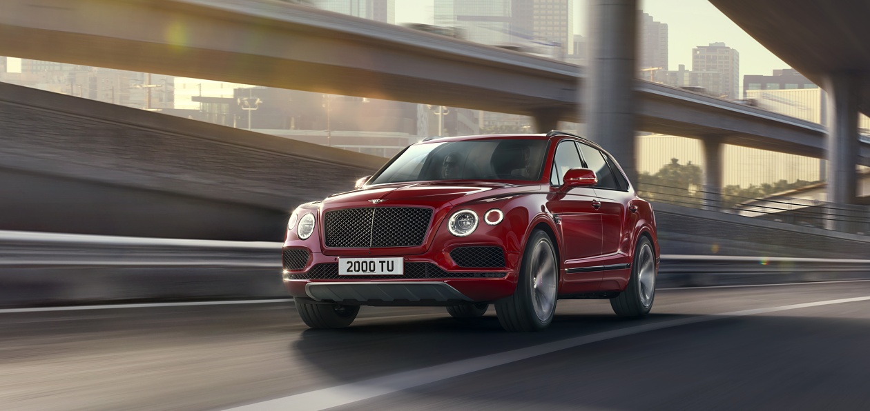 Bentley Bentayga V8 доехал до России