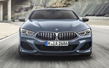 Кабриолет BMW 8 Series «засветился» без камуфляжа