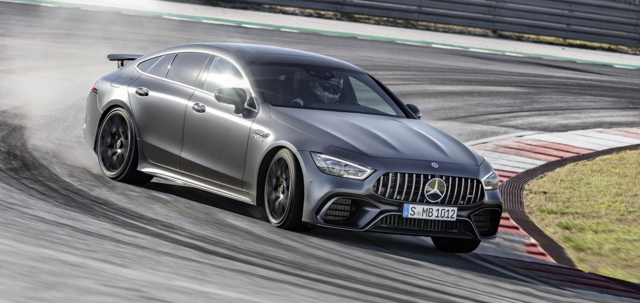 Новый Mercedes-AMG GT 4-door Coupe доедет до России в начале осени