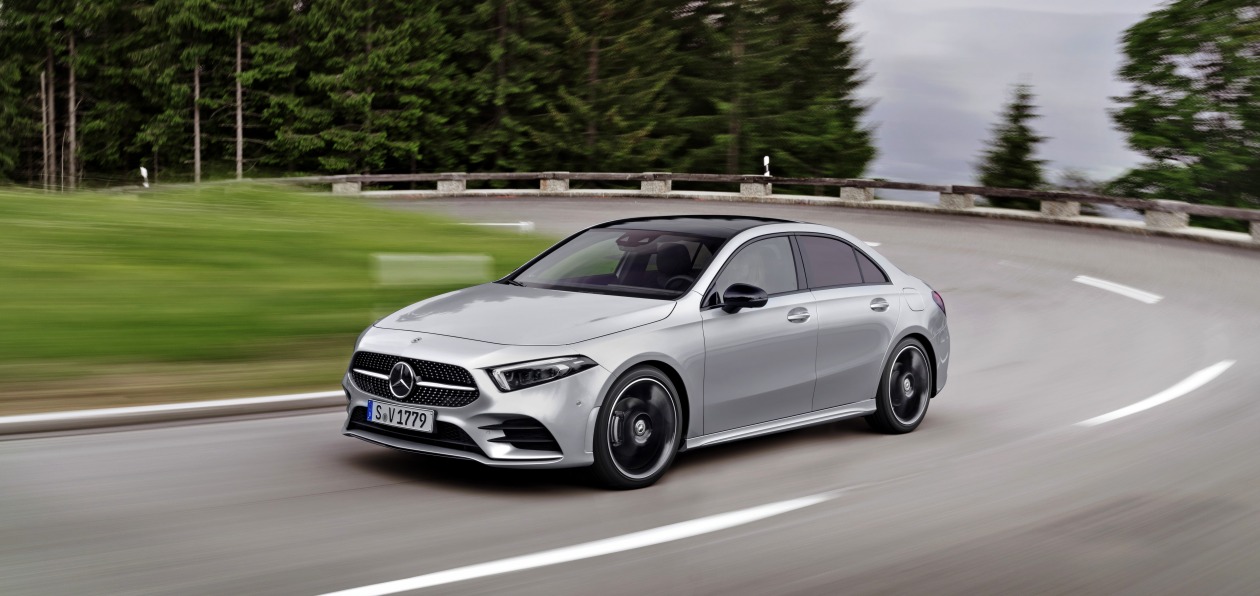 Париж 2018: Mercedes готовит мировую премьеру A-Class Sedan