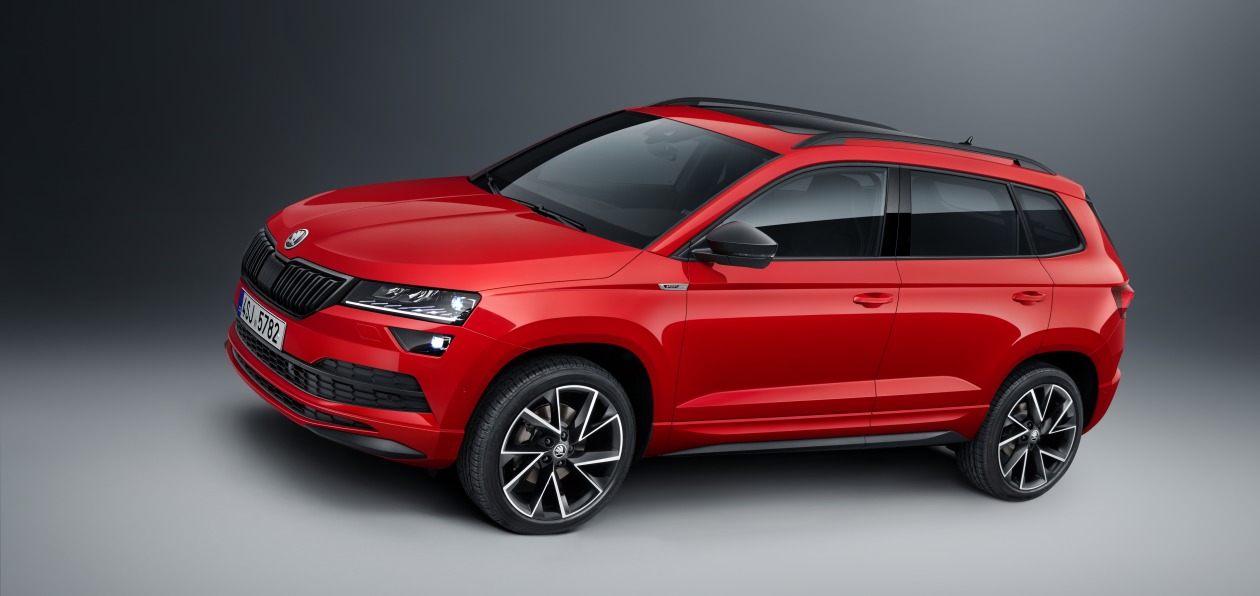 Skoda рассекретила спортивную версию кроссовера Karoq