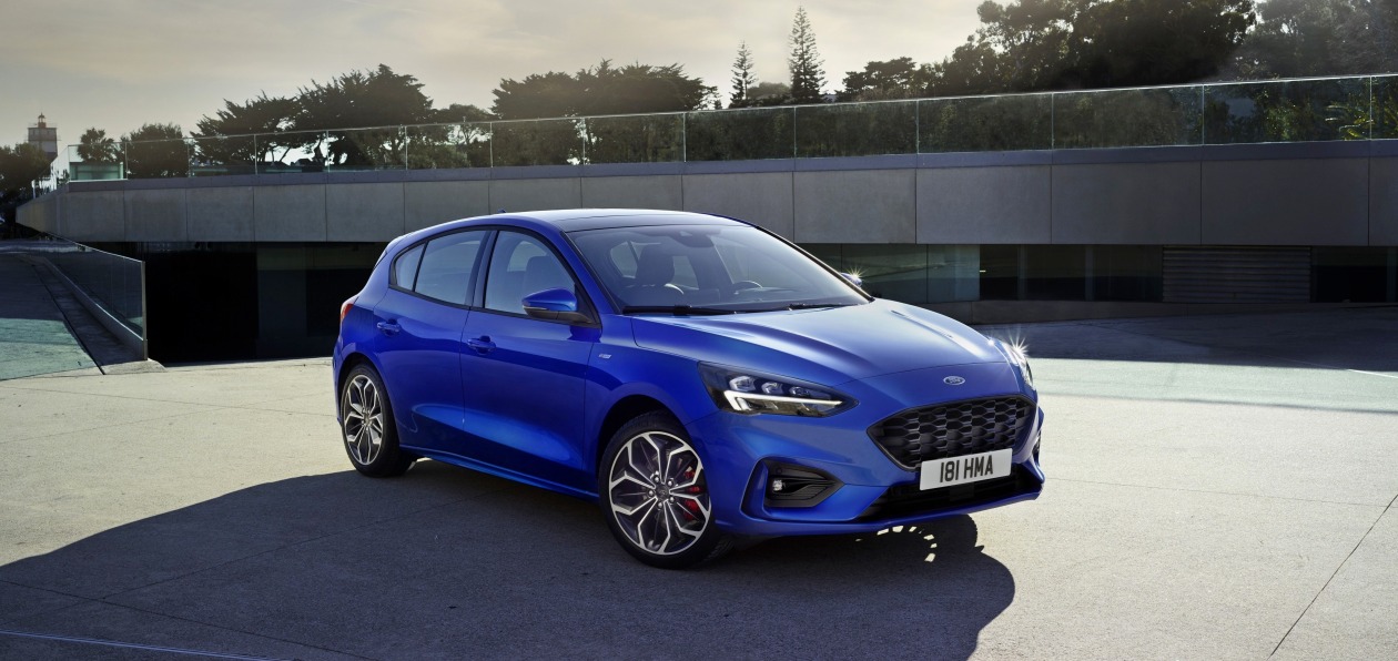 Новый Ford Focus ST сбросил камуфляж
