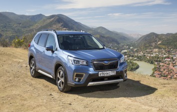 Тест-драйв Subaru Forester 2019: «Лесник» во дворянстве
