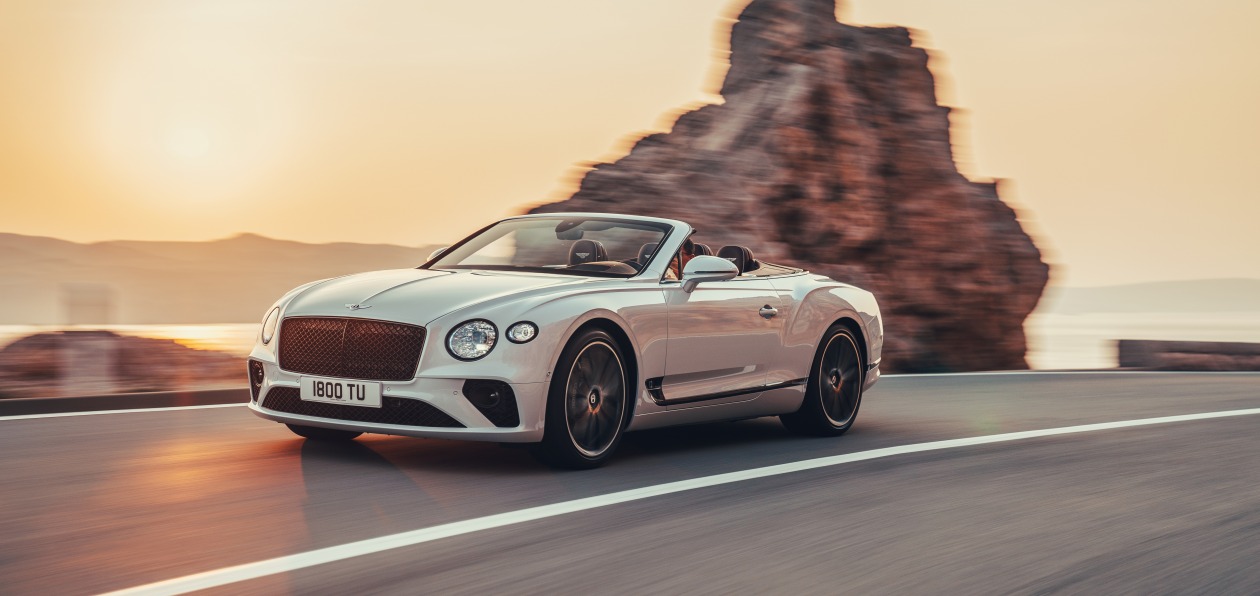Bentley представил новый кабриолет Continental GT