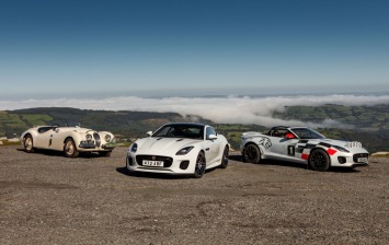 Jaguar выпустил два ралли-кара к юбилею классический спортивной модели