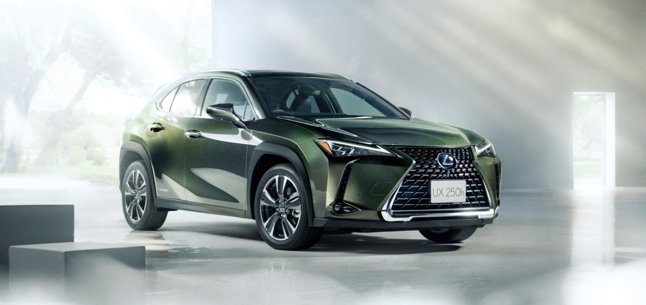 Новый Lexus UX поступил в продажу