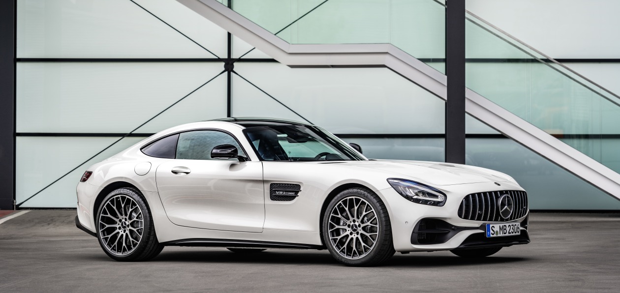 Лос-Анджелес 2018: Mercedes-AMG GT обновился и получил новую версию