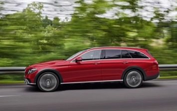 Mercedes готовит рестайлинг E-Class All-Terrain