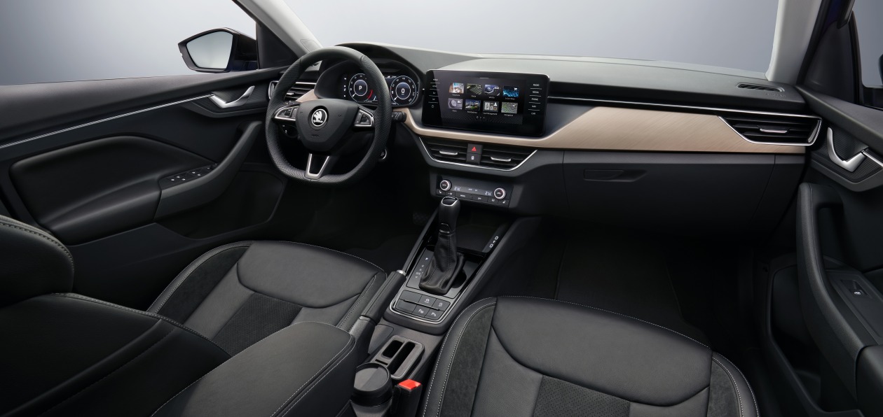 Skoda показала интерьер новой Scala
