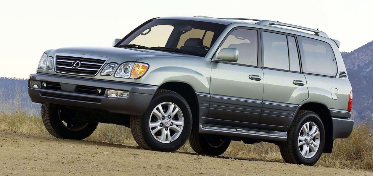 Lexus нашел в России внедорожник LX с пробегом в миллион километров