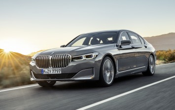 BMW обновила «семерку»