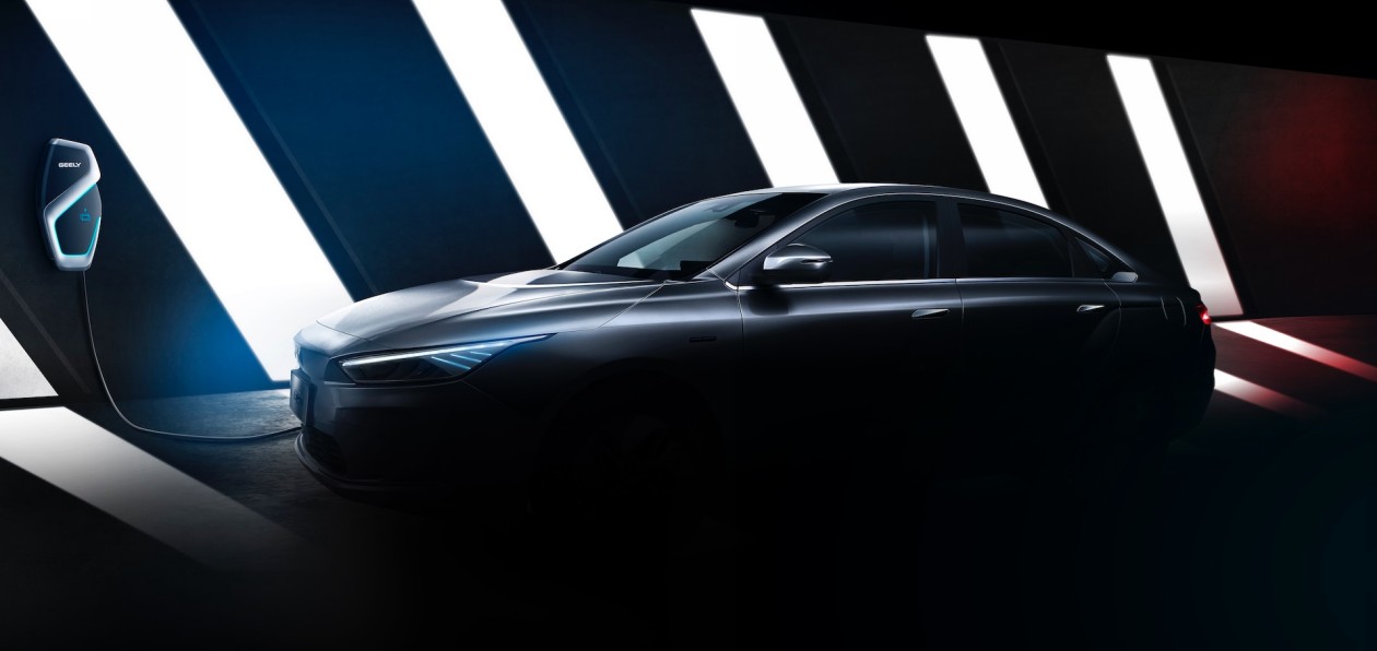Geely показал тизер нового электроседана