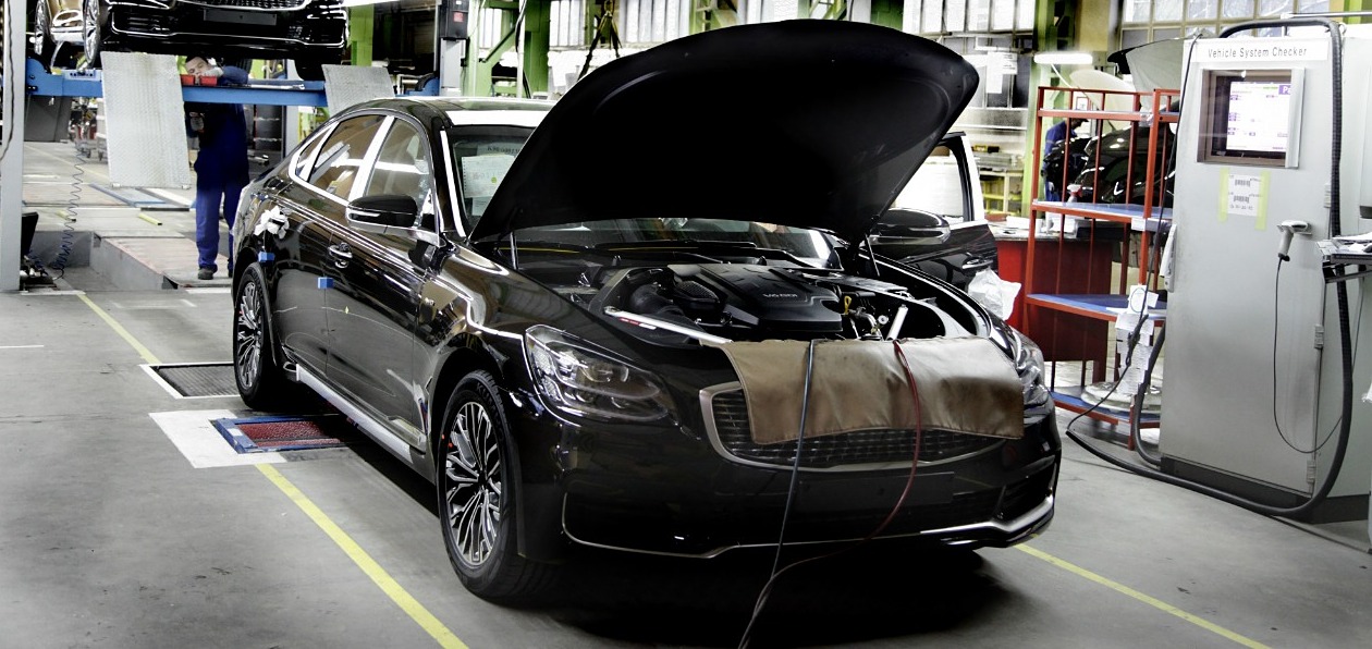 Флагманский седан Kia встал на конвейер «Автотора»