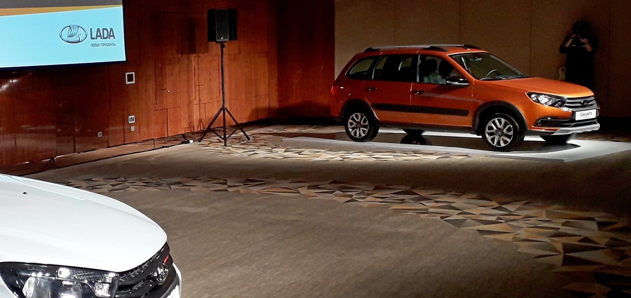 АвтоВАЗ готовит к продажам Сross-версию Lada Granta SW