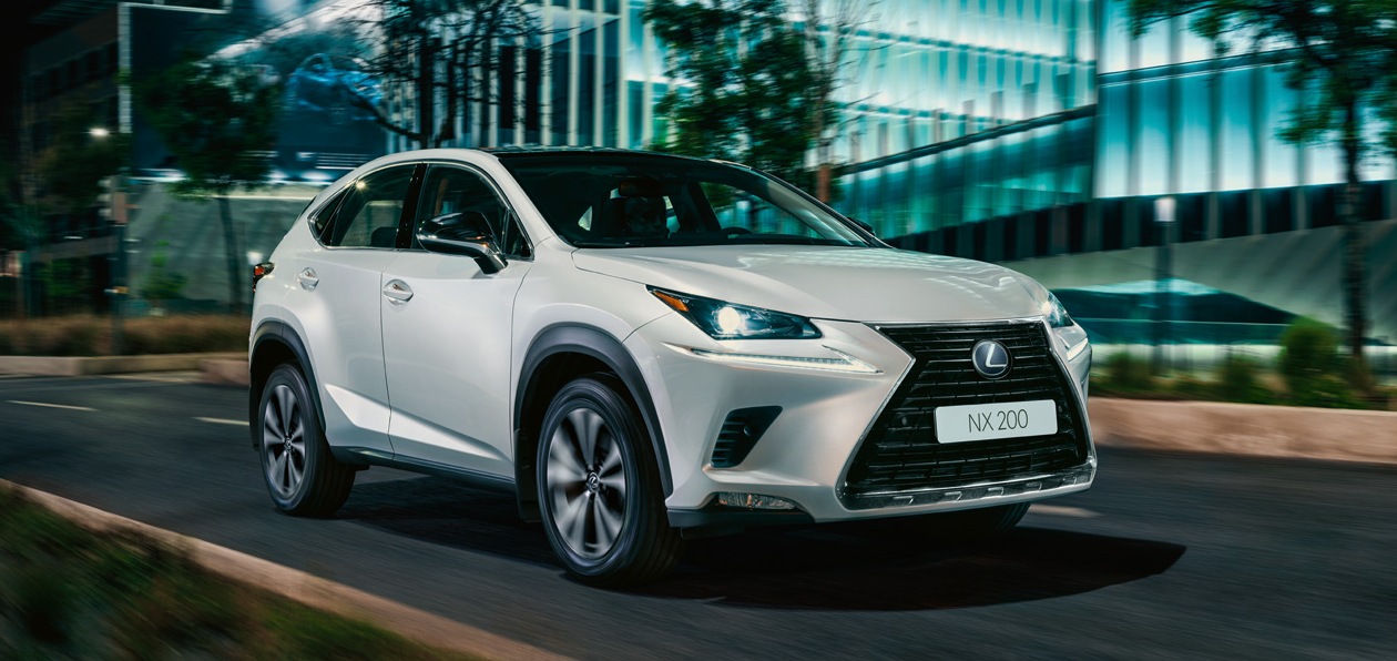 Lexus везет спецверсию NX Black Vision в Россию