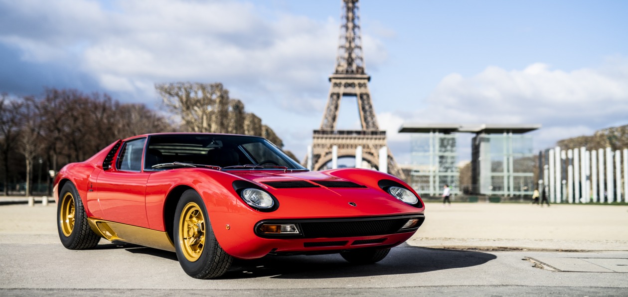 Подразделение Lamborghini отреставрировало суперкар Miura SV