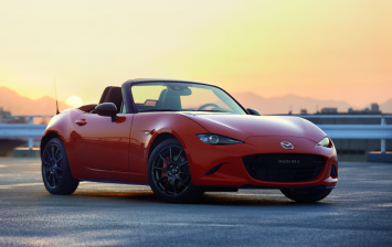 Оранжевое настроение: Mazda выпустила юбилейную спецверсию MX-5