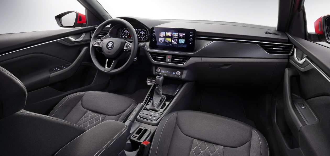 Skoda показала интерьер нового Kamiq