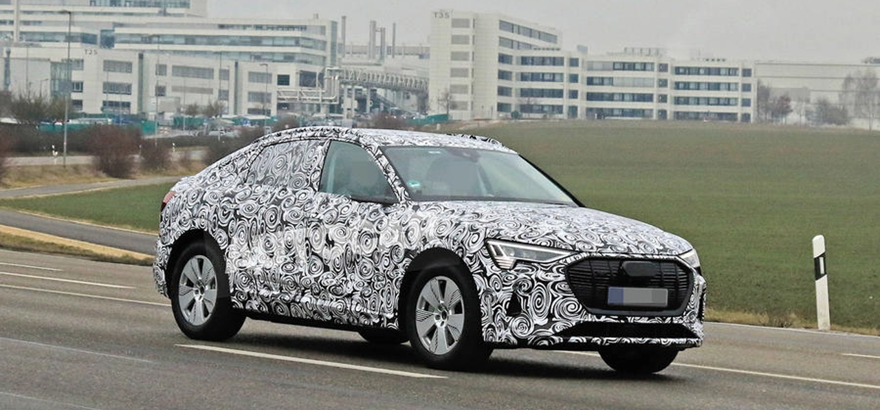 Шпионы поймали замаскированный Audi e-tron Sportback