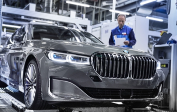 BMW Group запустила производство обновленной 7 серии
