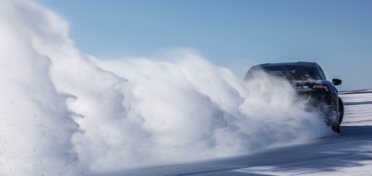 Электрический Porsche Taycan проходит финальные испытания