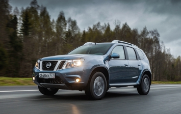 Nissan Terrano «подружился» со смартфонами