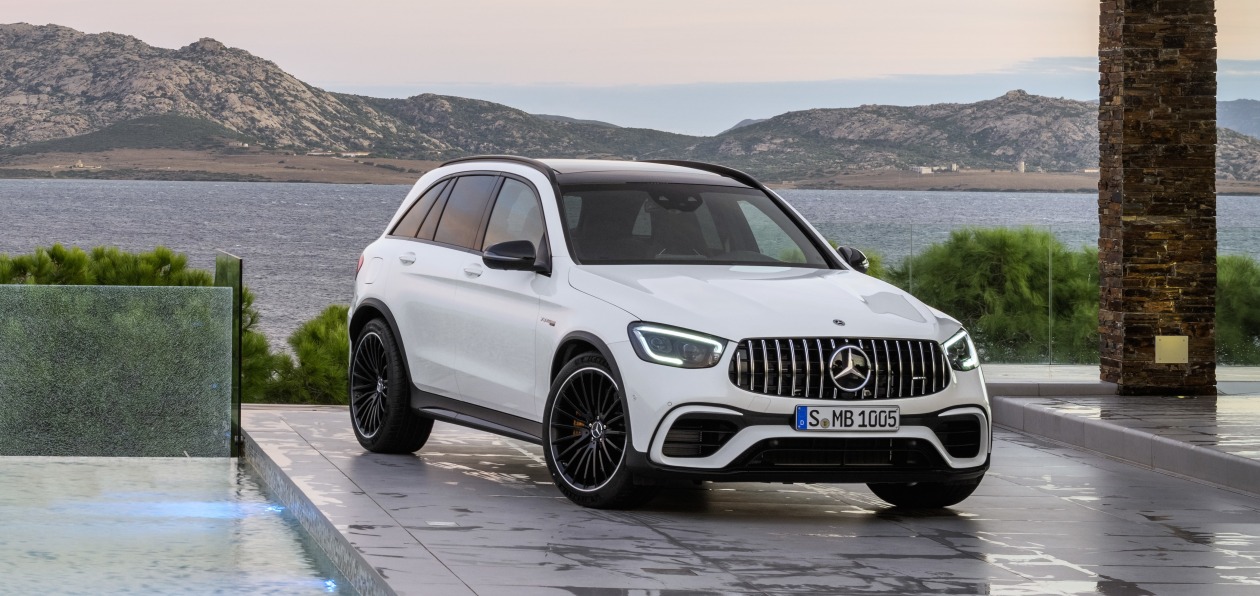 Нью-Йорк 2019: Mercedes-AMG обновил GLC 63 и GLC 63 Coupe