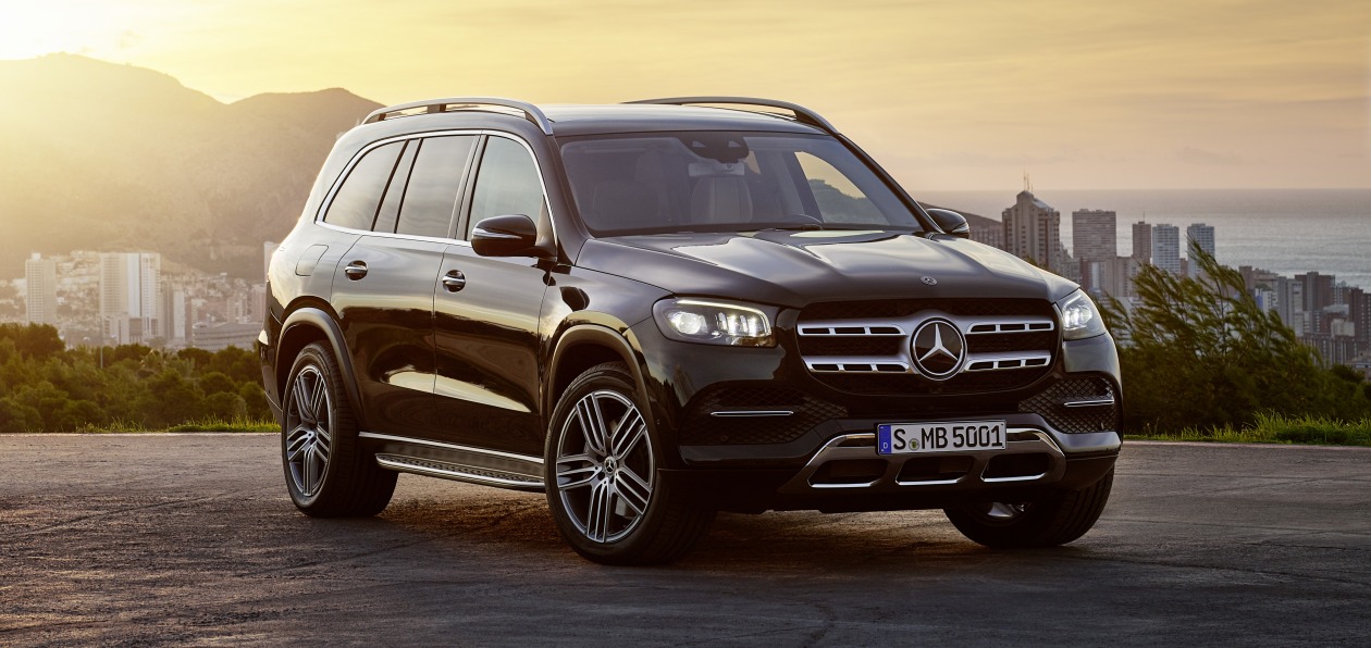Новый Mercedes GLS стал доступен для заказа