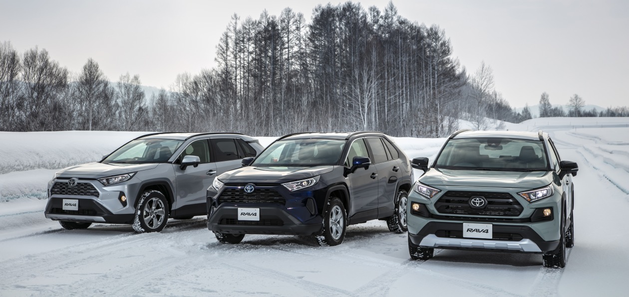 Новая Toyota RAV4 выходит на домашний рынок