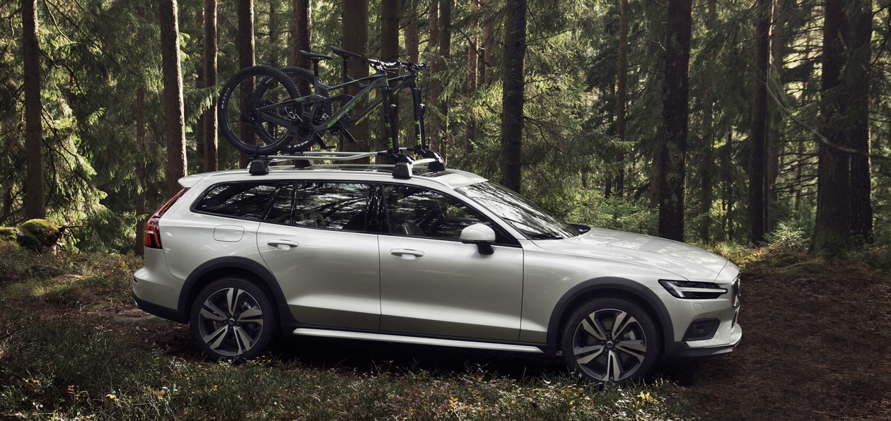 Volvo V60 Cross Country получил российский ценник
