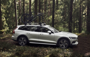 Volvo V60 Cross Country получил российский ценник