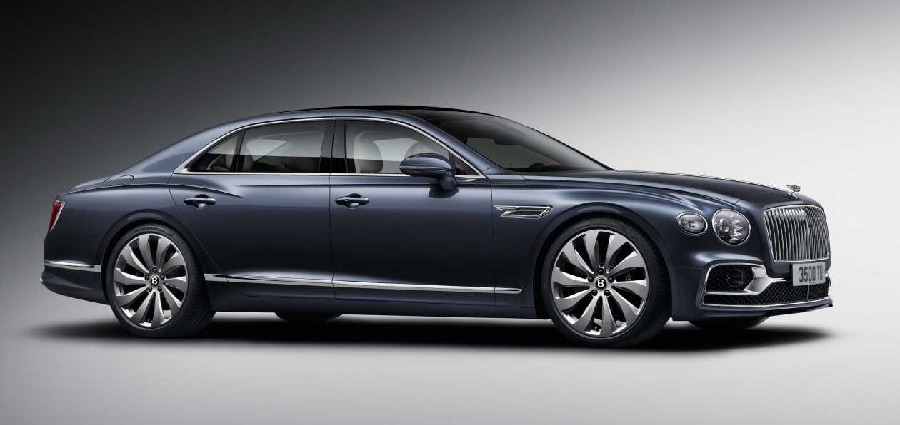 Bentley представил новый Flying Spur
