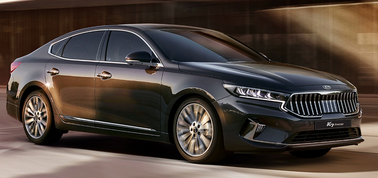 Kia представила обновленный седан Cadenza