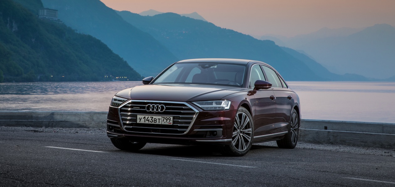 В Audi рассказали, когда российский A8 получит активную подвеску