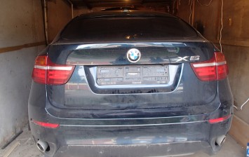 В Ленобласти трижды пытались угнать один и тот же BMW X6